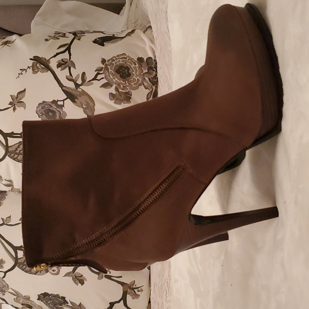 Cognac Leather Handmade Booties - Picture 1 of 6